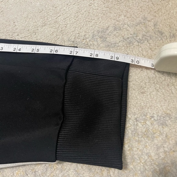 Used Men’s Size Small (29” X30”) Puma Drawstring Contrast Pants In Black/White - Picture 14 of 14